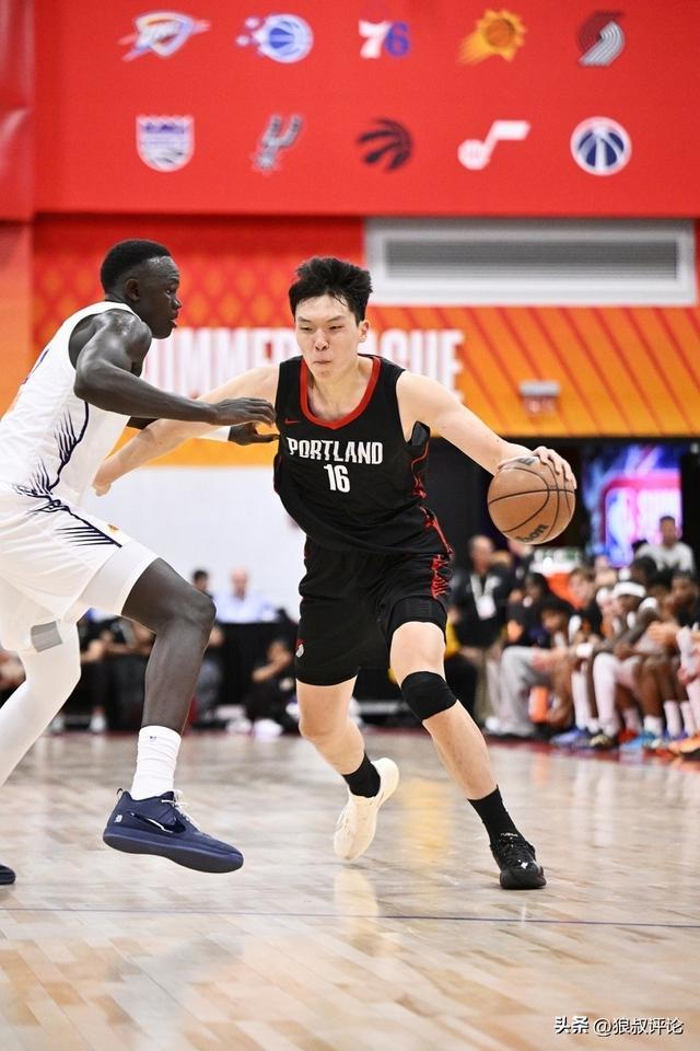 记者:吉达联合将花费1000万美元签下沙特国脚加纳姆
