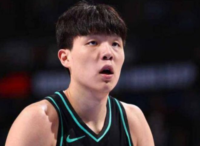 寒了心!15年功勋离队,四字表态,球迷感慨,宏远做法引热议