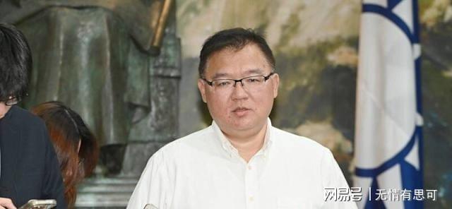 皇马全力支持穆帅,1.35亿签边锋,2500万签1米94中锋,只待罗德里
