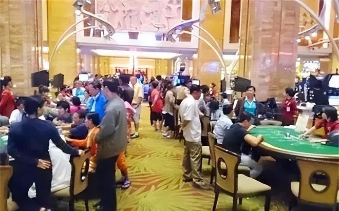 男篮40岁老将夺冠！张镇麟宿敌获美国扣篮王：转手送陌生人一辆车