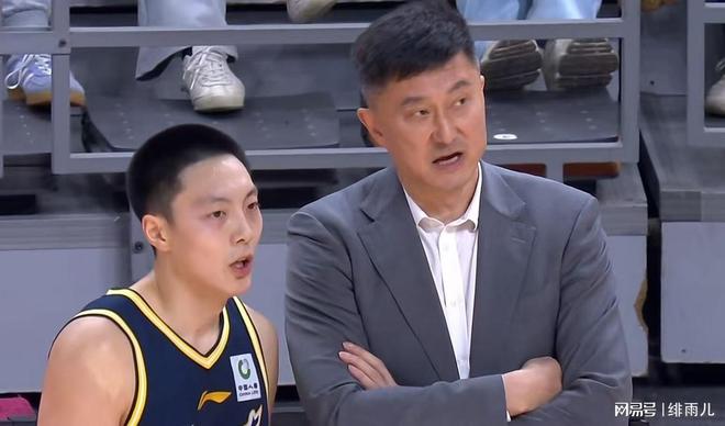 网友发帖询问:聚众淫乱在英国为什么是合法的?