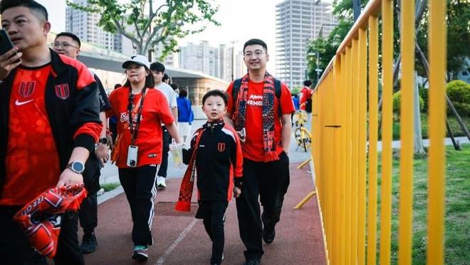 瑞士造点前疑似越位未给划线图,FIFA称为技术故障且并不越位
