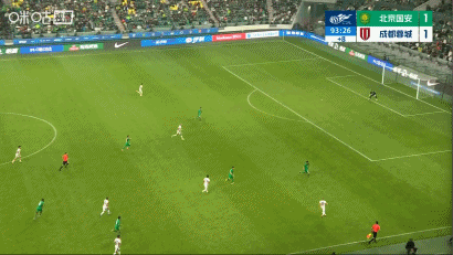 国足何时进世界杯?董路:得有10人在欧洲踢球!孙继海:十年左右