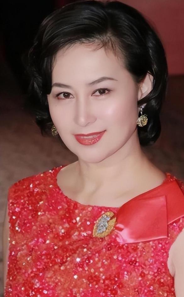交易仍未完成!库班炮轰:小卡不配在猛龙立雕像 只打一季就离开