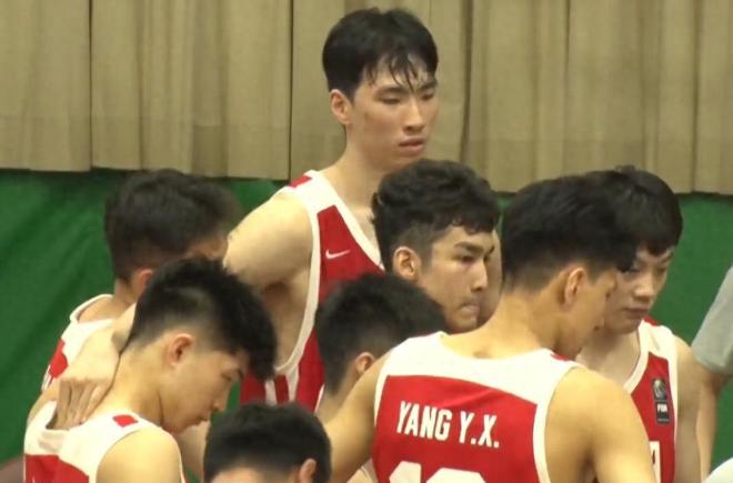 郑钦文称被陶森逆转是因高温无法专注,回应战资格赛表示不丢人